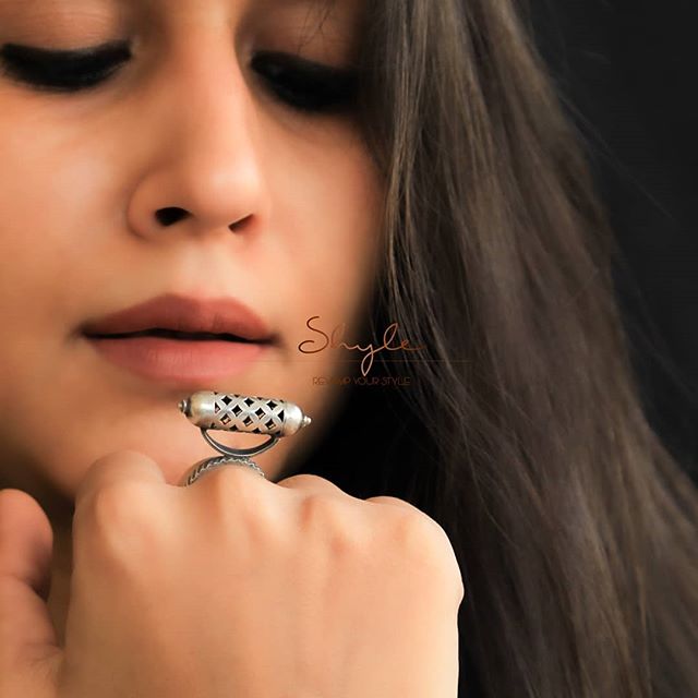 Qurbat Jharonkha Inspired Embossed Ring