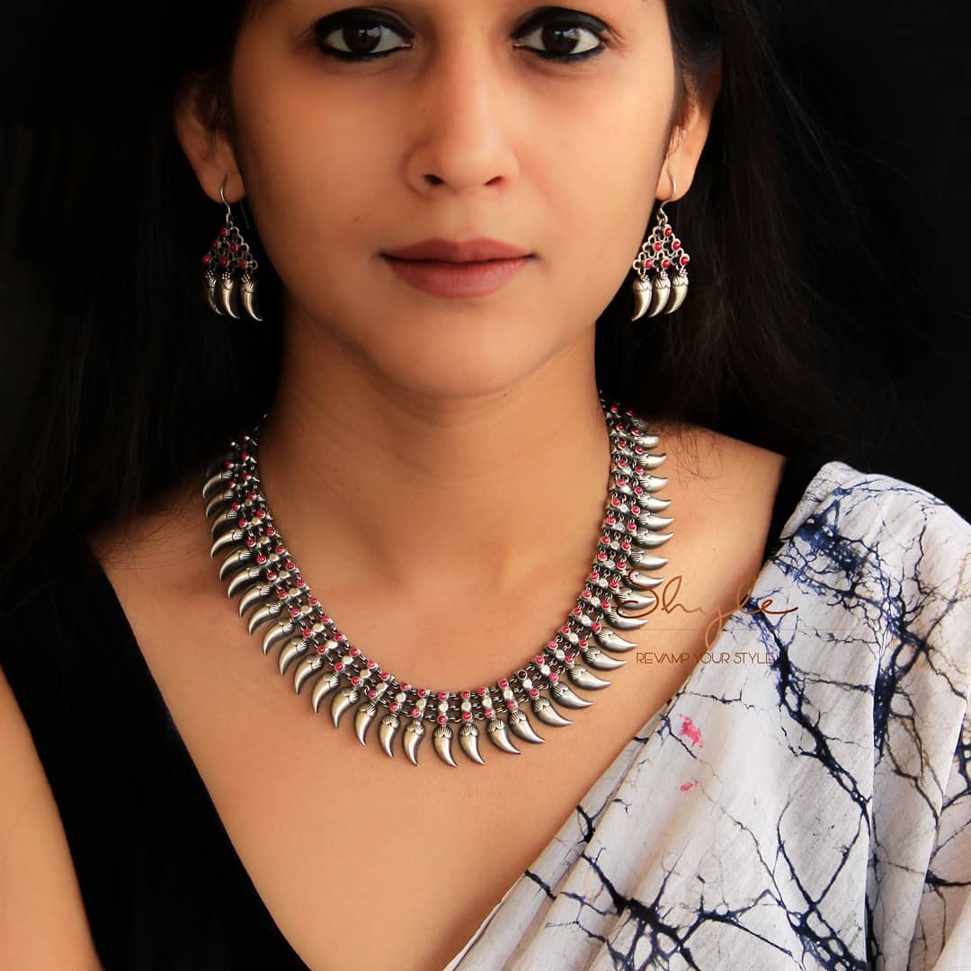 Tattva Fine Leaf Drop Necklace Set