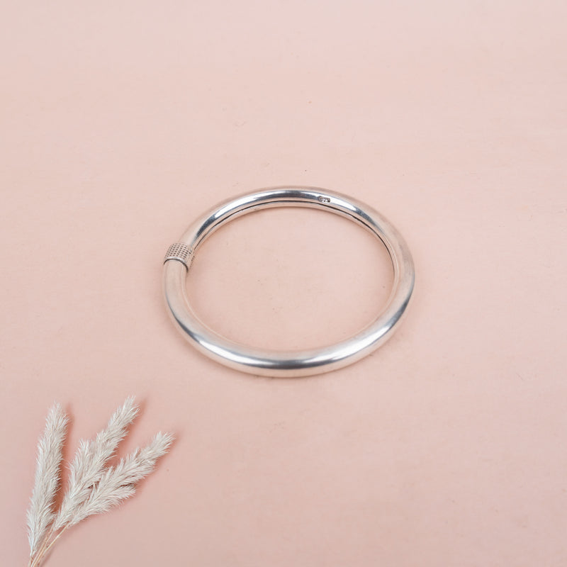 Adya Fine Everyday Kada
