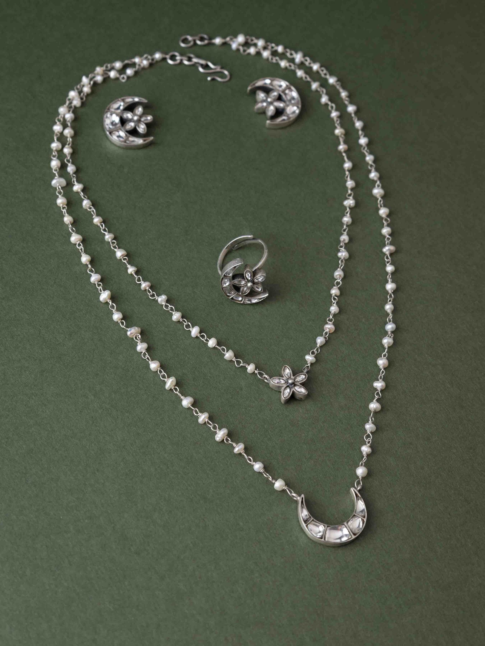 Essence Kundan Chaand Phool Moti Necklace Earring Ring Set