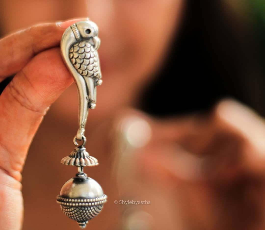 Mizoya Parrot Rawa Drop Earring