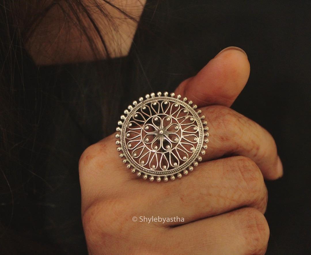 Adya Circular Carved Ring