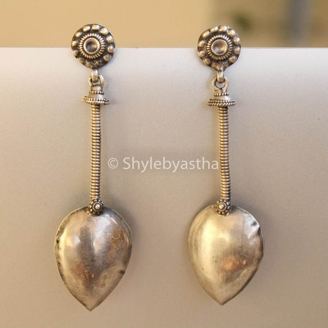 Adya Drop Earrings