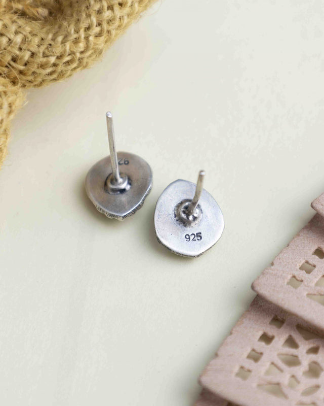 Adya Flora Intricate Versatile Stud Earring