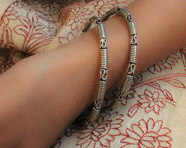 Adya Quirky Oxidised Bangles