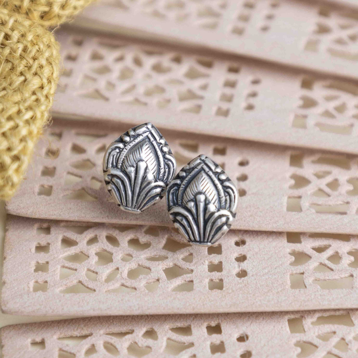 Adya Floral Bud Versatile Stud Earring