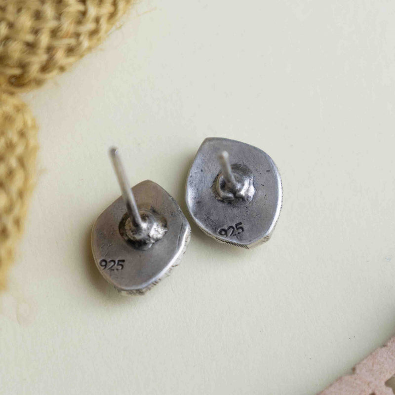 Adya Floral Bud Versatile Stud Earring