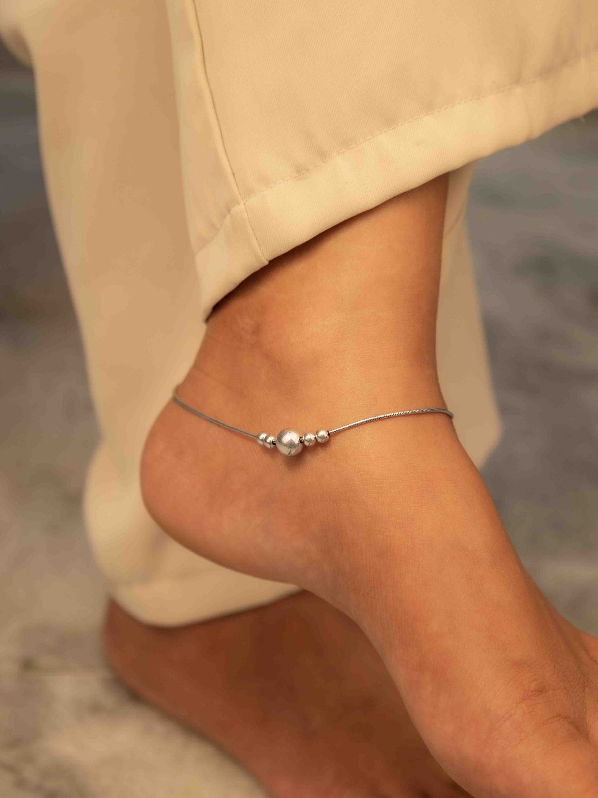 Adya Intricate Ball Motif Everyday Anklet