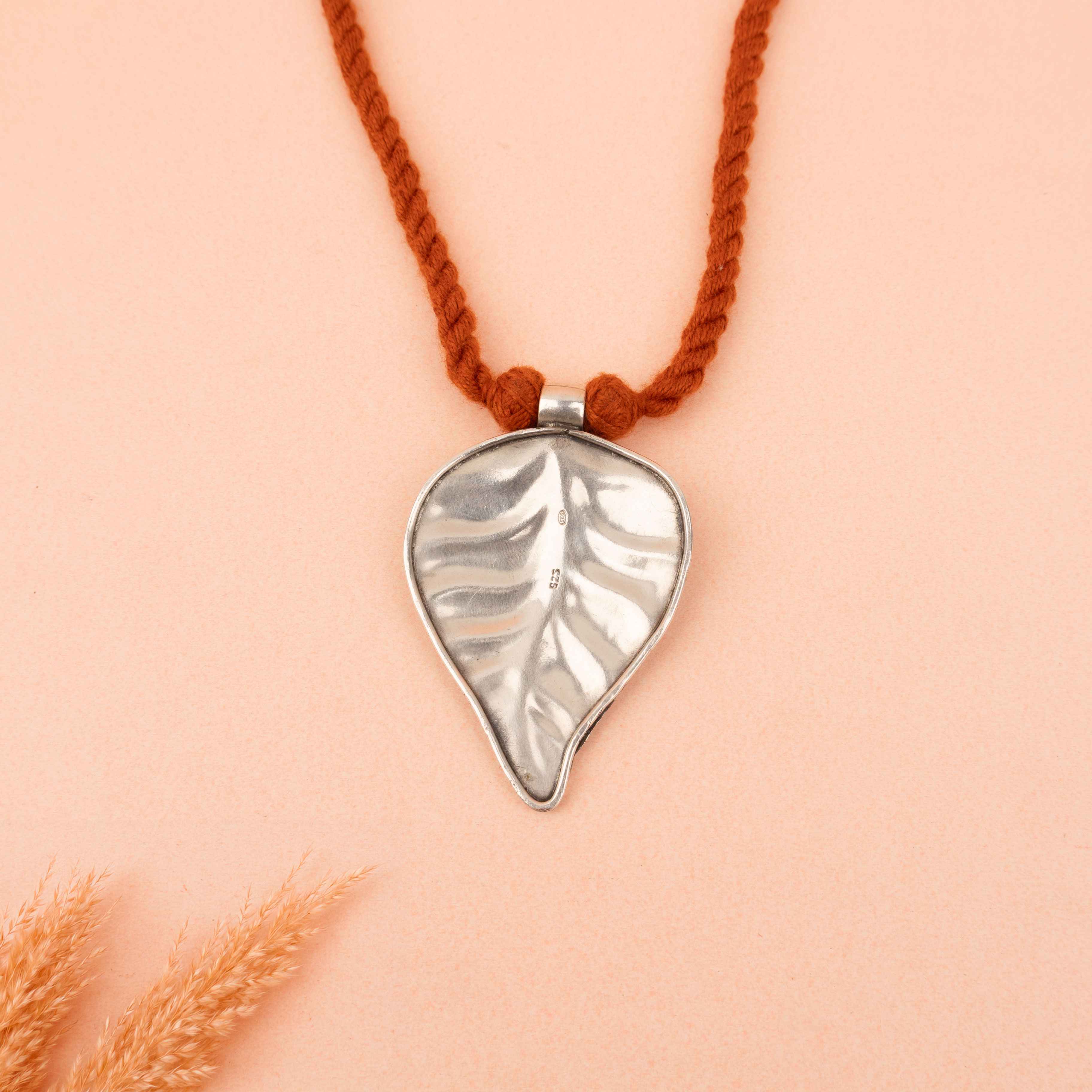Adya Peepal Leaf Dori Necklace