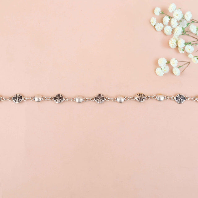 Adya Alternate Spiral Fine Anklet Pair