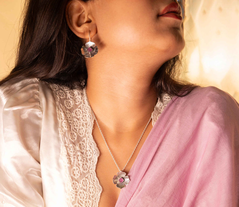Adya Blush Bloom Flower Drop Necklace set