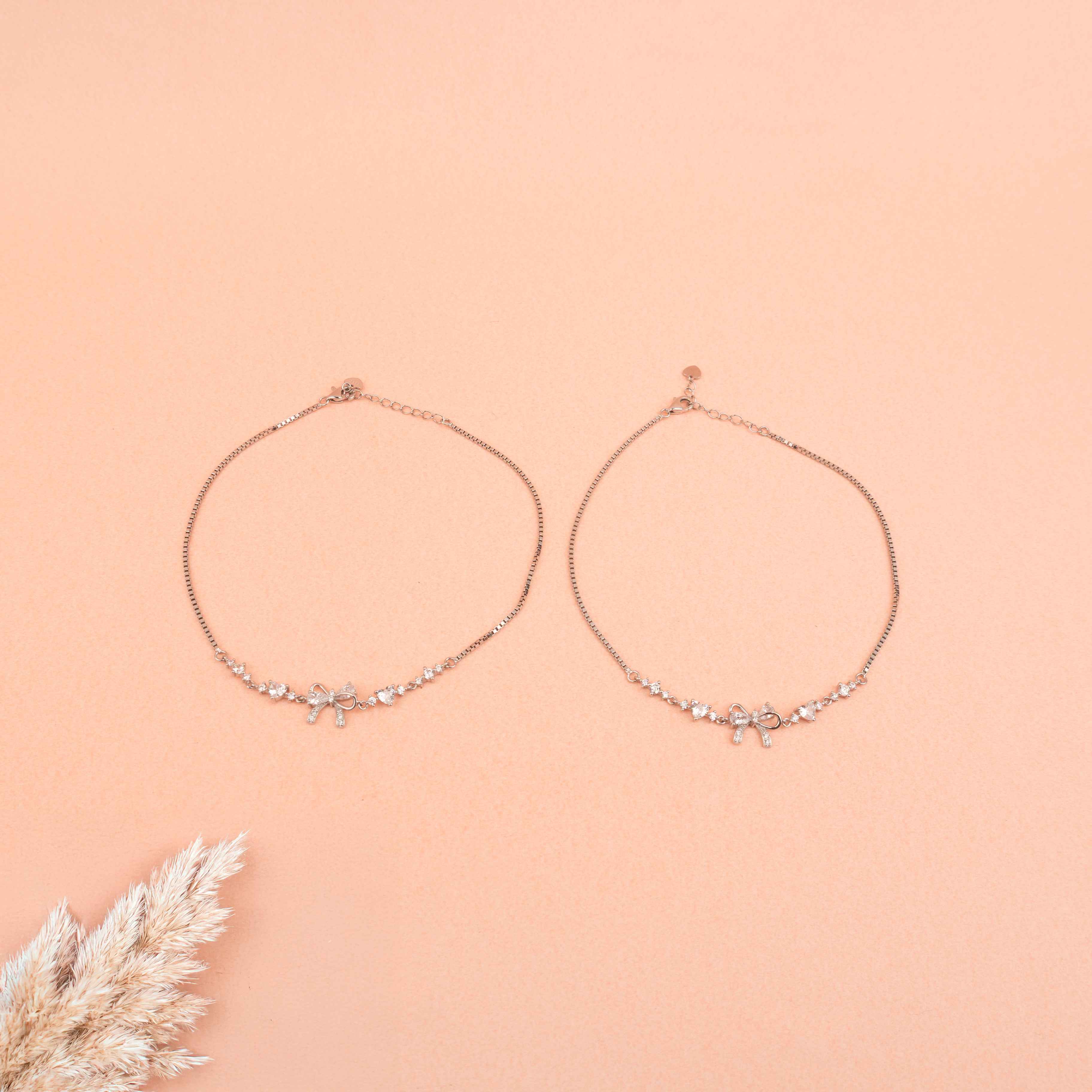 Adya Delicate Bow Anklet