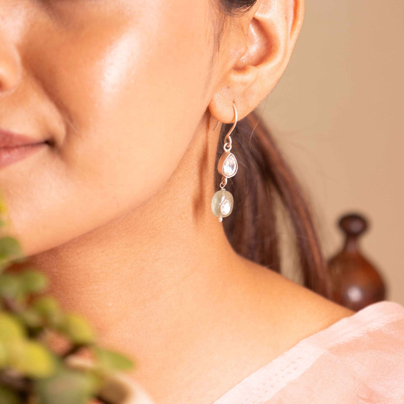 Adya Dewdrop Kundan Earrings