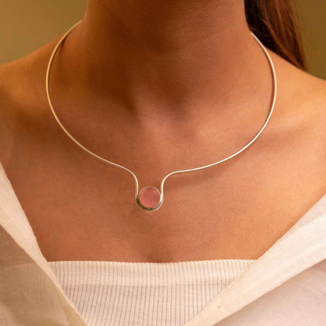 Adya Ethereal Blush Curve Hasli Necklace