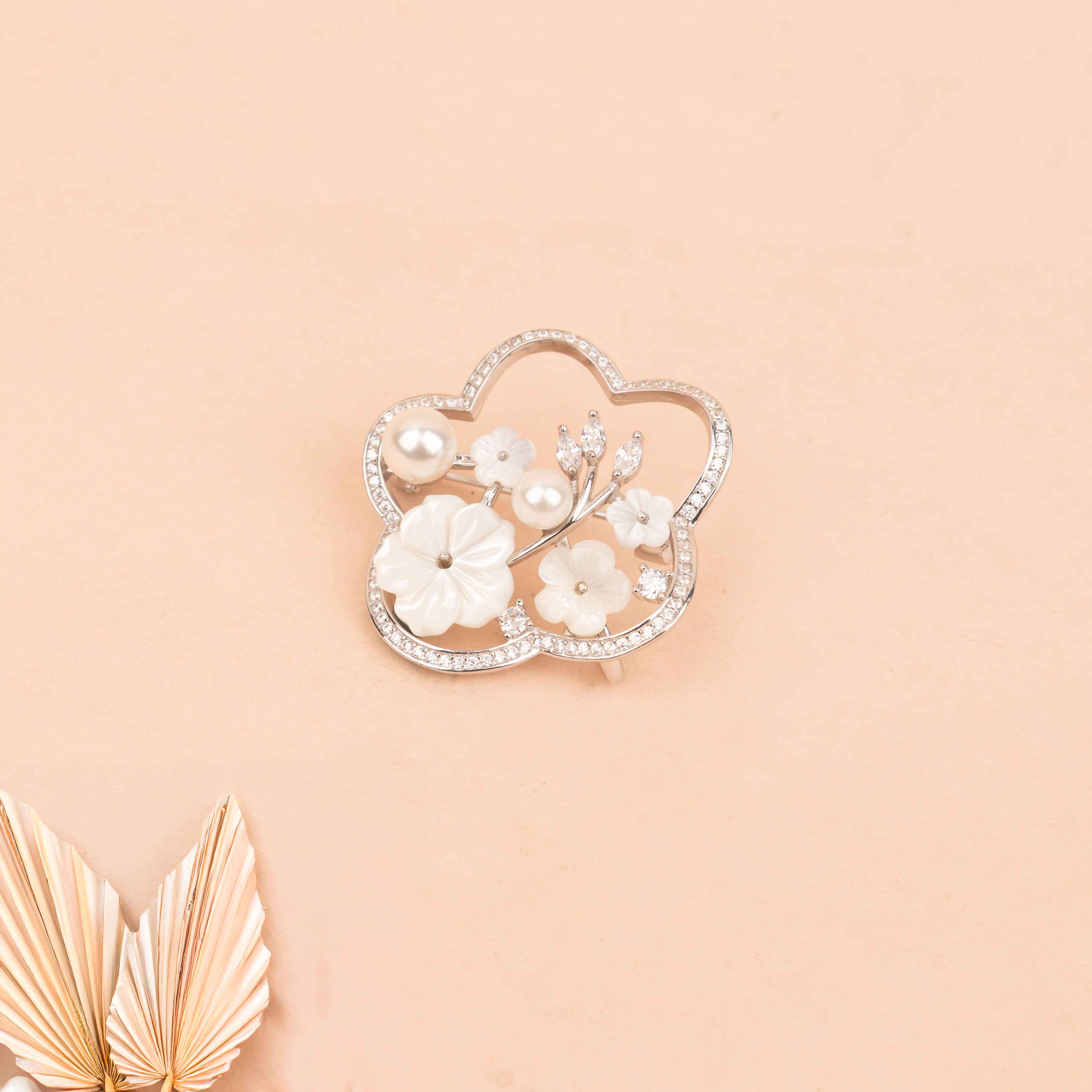 Adya Flora Pearl Brooch Cum Pendant