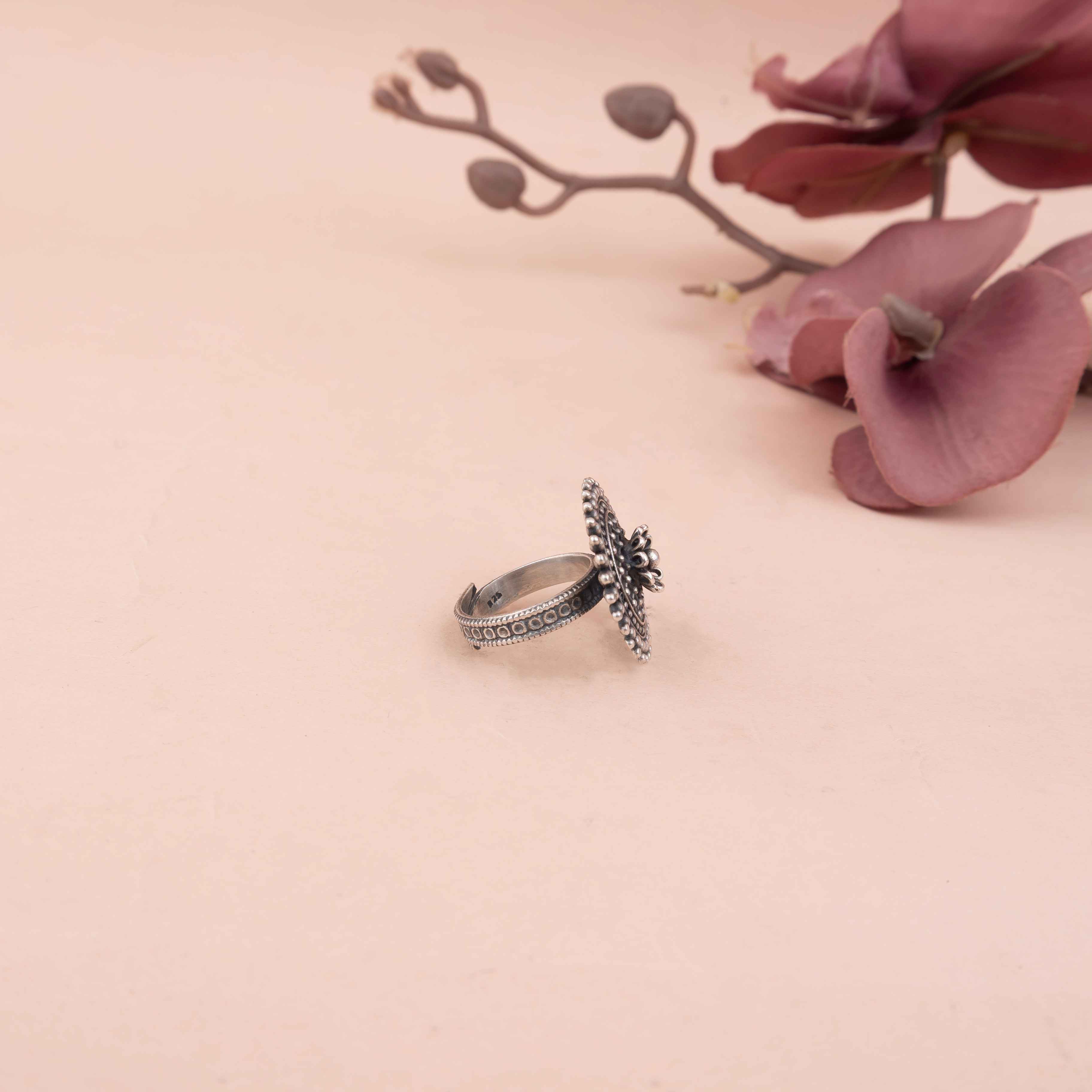 Adya Intricate Jali Flower Embossed Ring