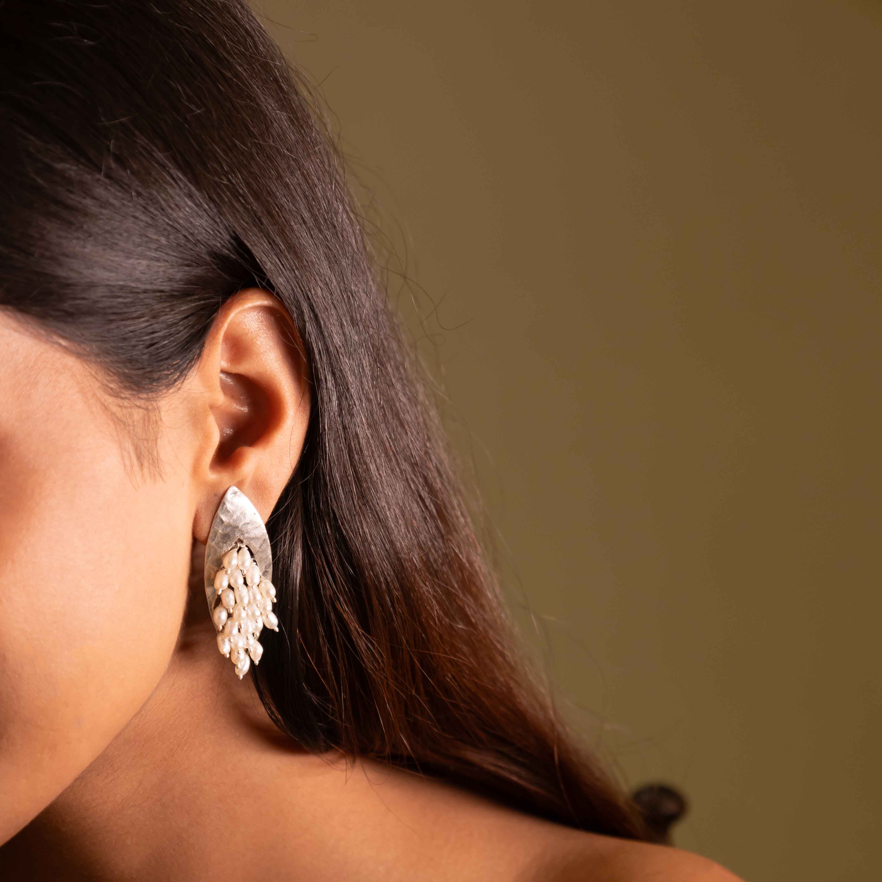 Adya Textured Pearl Bunch Earring