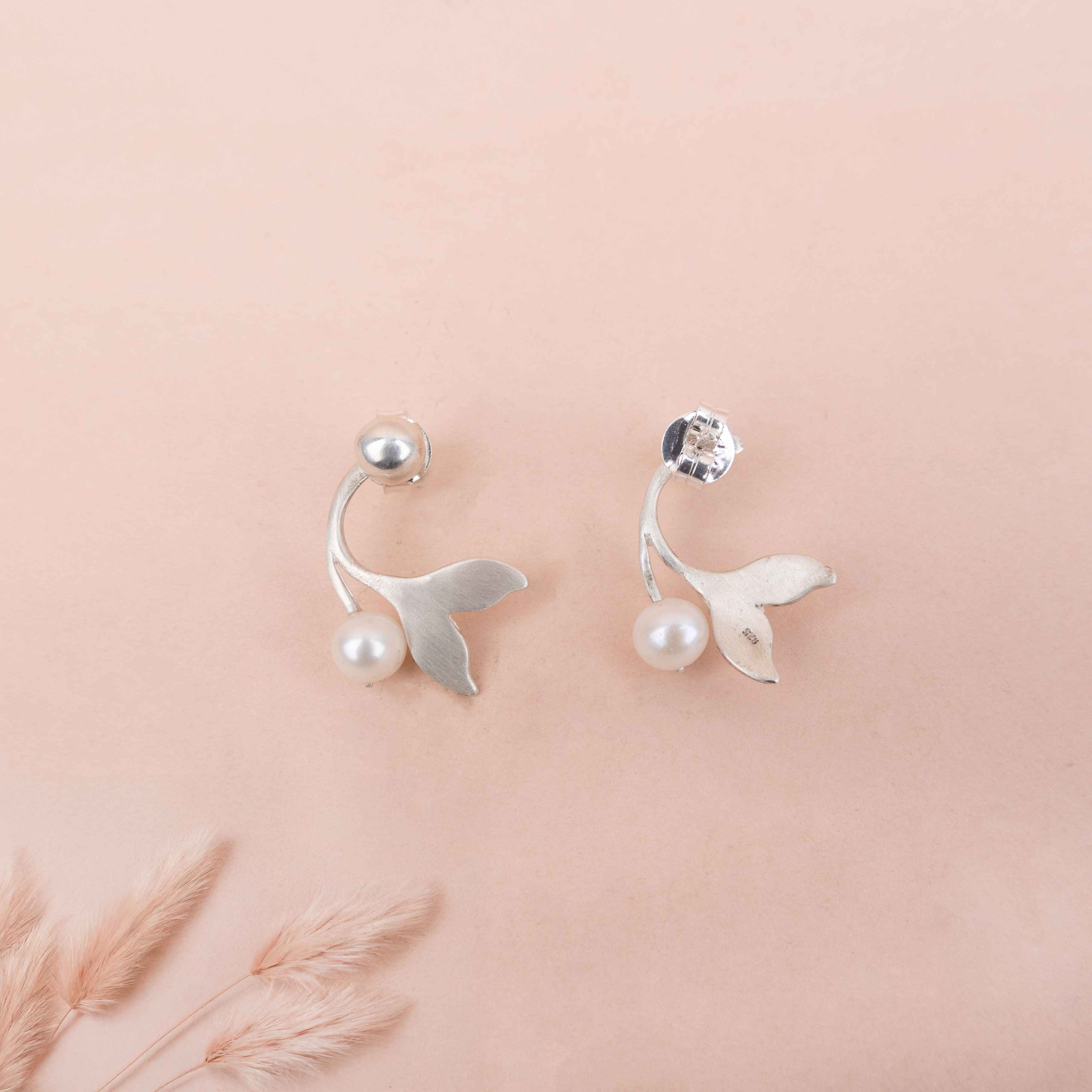 Adya Two Way Pearl Mermaid Earring