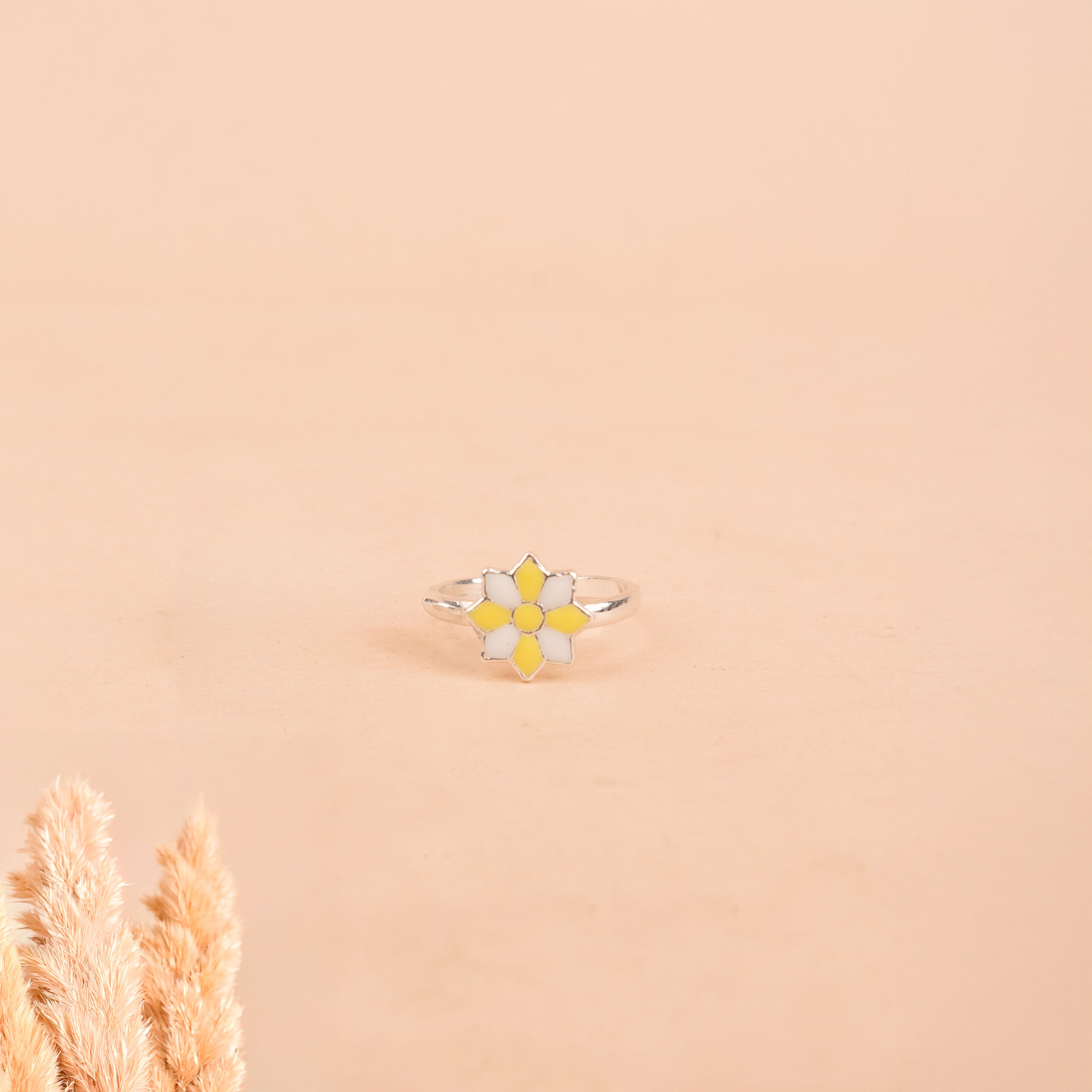 Adya Yellow Bloom Midi Ring