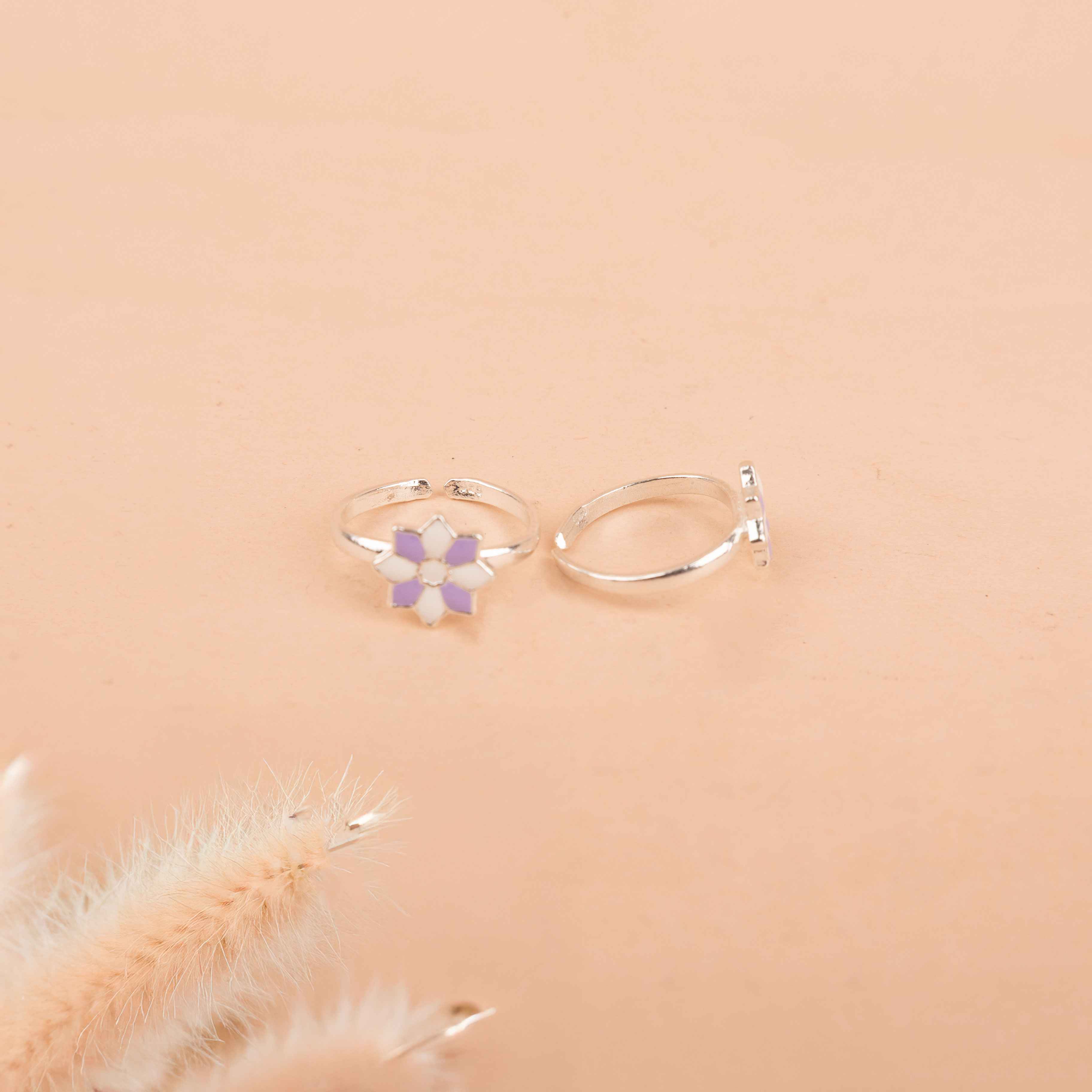 Adya Purple Bloom Toe Ring cum Midi Ring