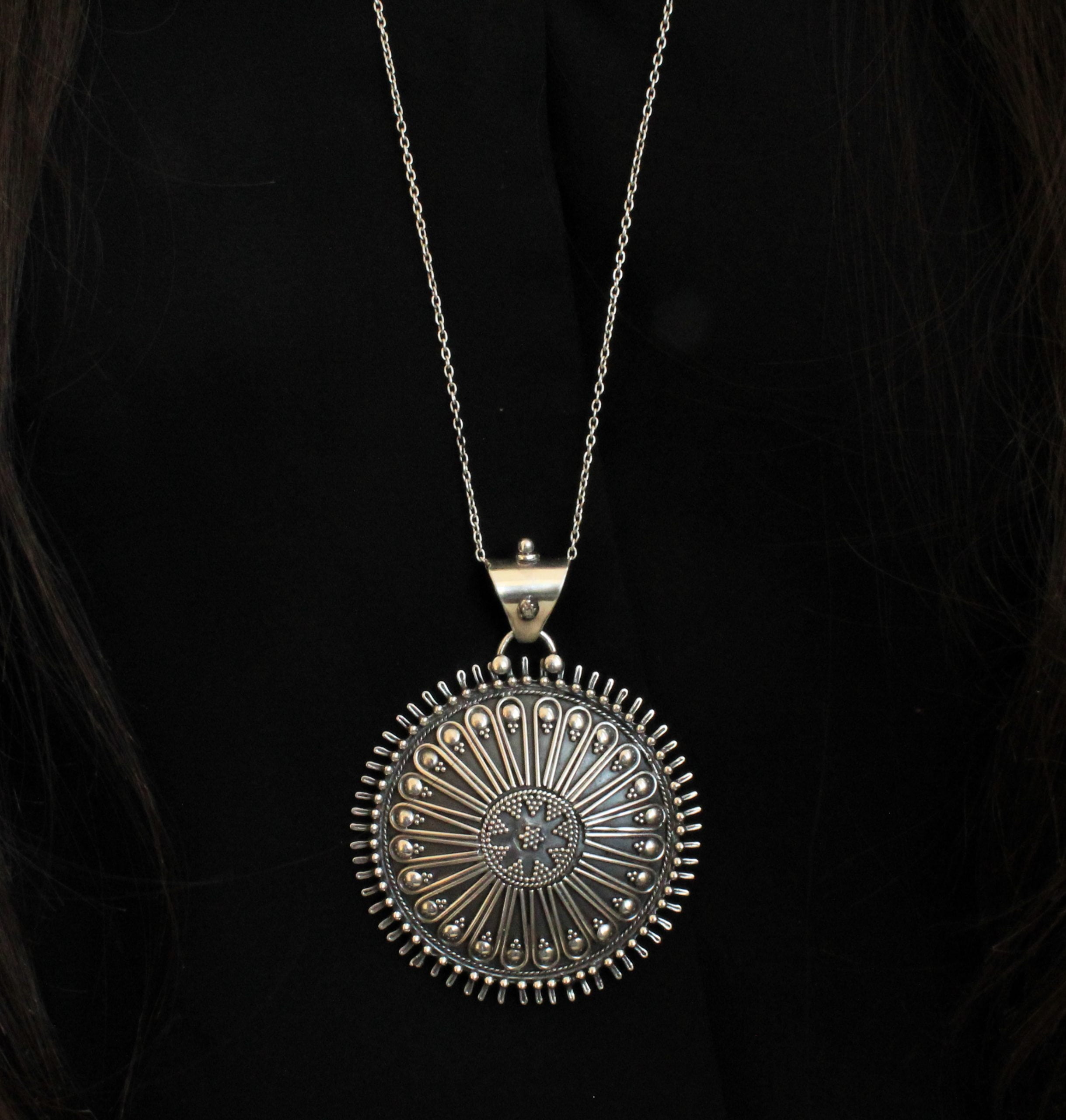 Anvaya Circular Classic Pendant