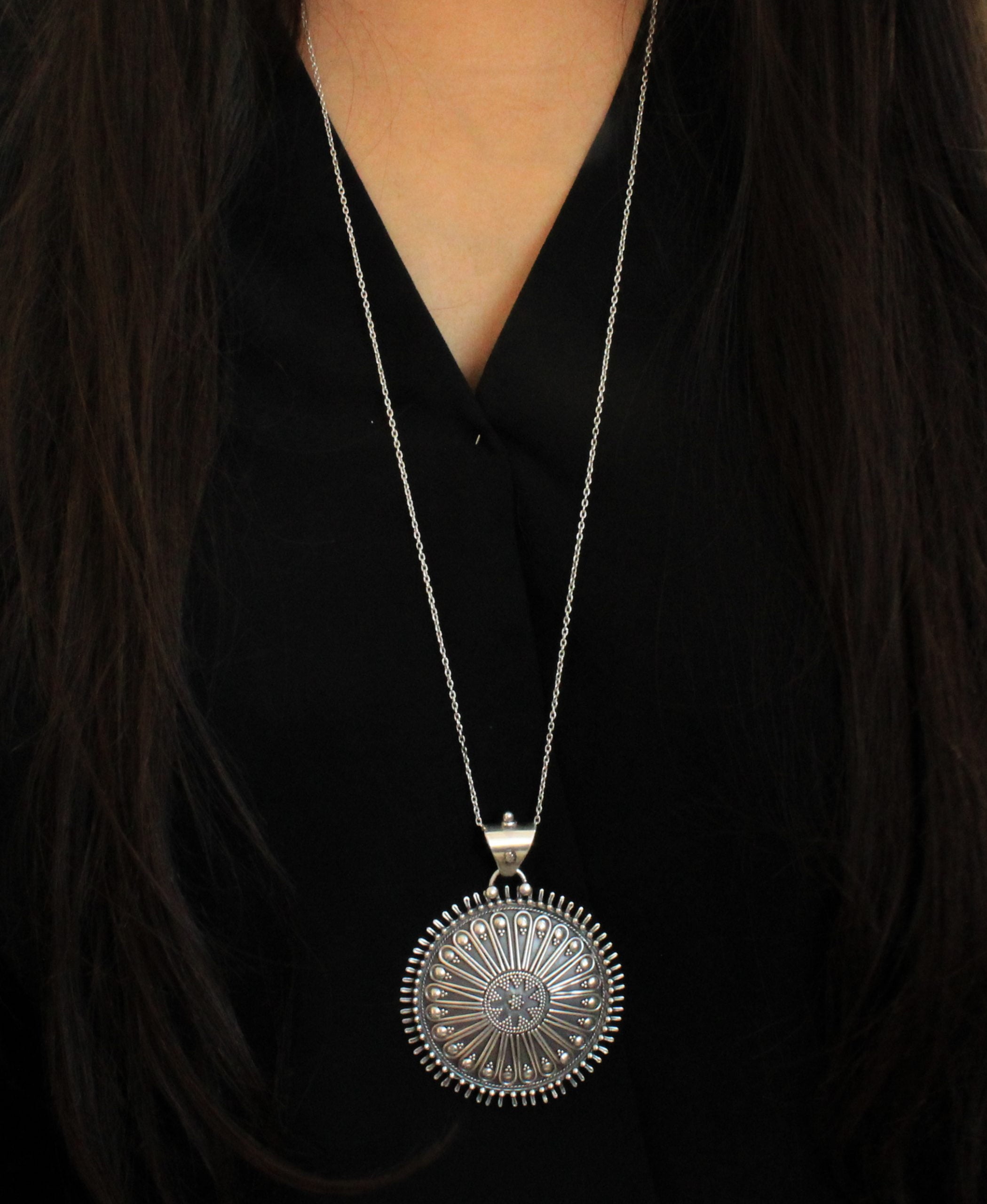 Anvaya Circular Classic Pendant