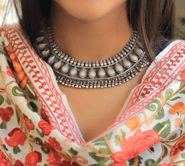 Anvaya Classic Silver Necklace
