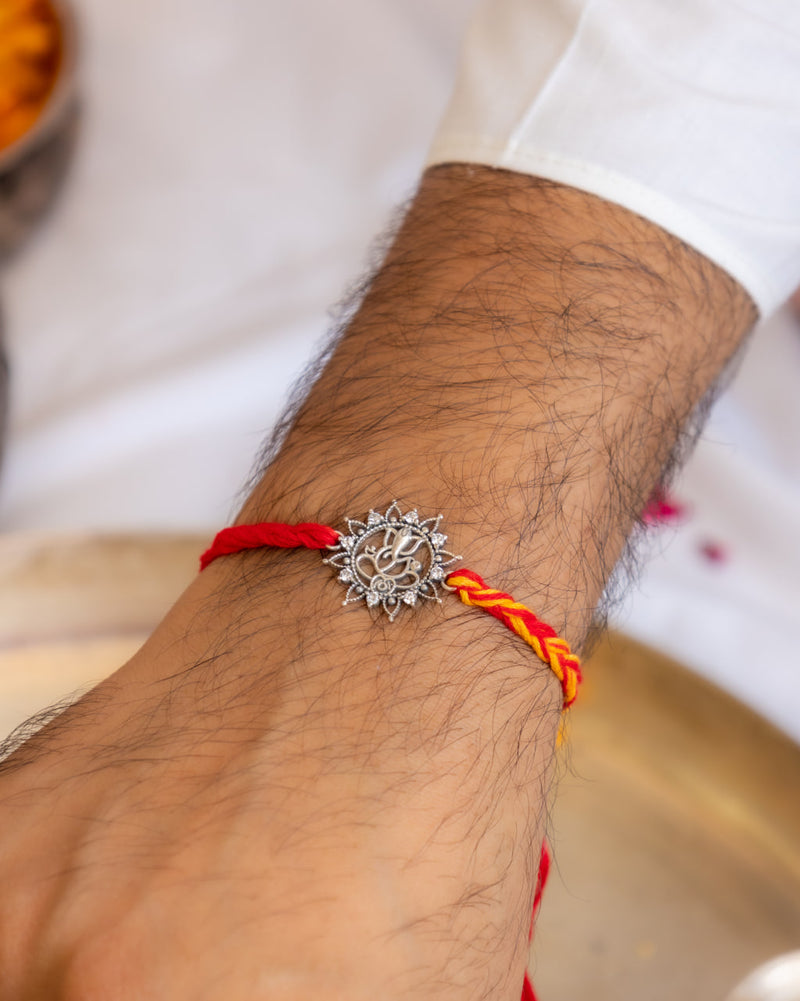 Anvaya Intricate Ganesha Shubh Rakhi