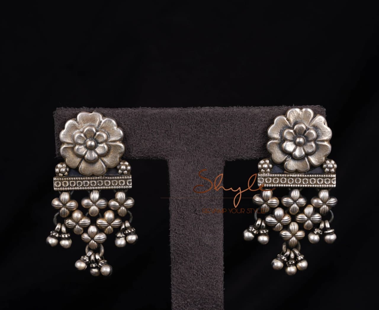 Anvaya Flower Motif Jali Ghughri Earrings