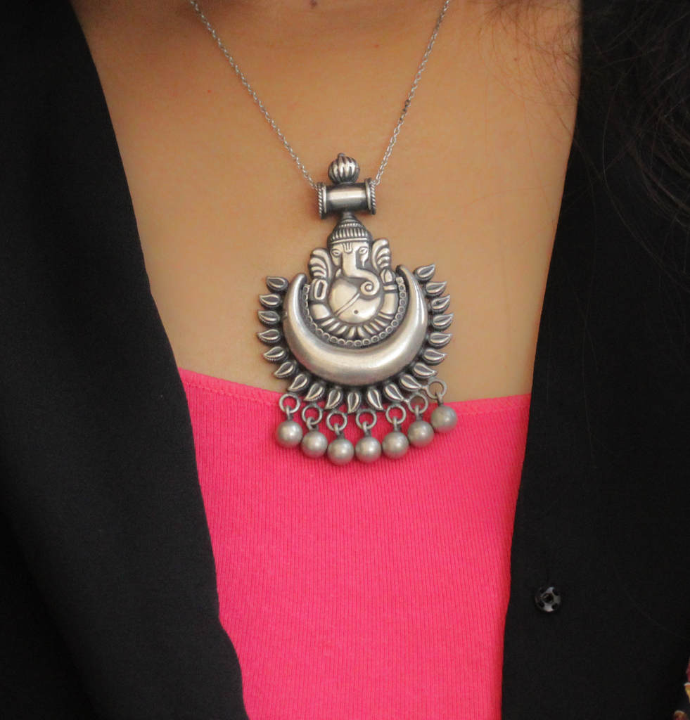 Anvaya Intricate Ganesha Fine Pendant
