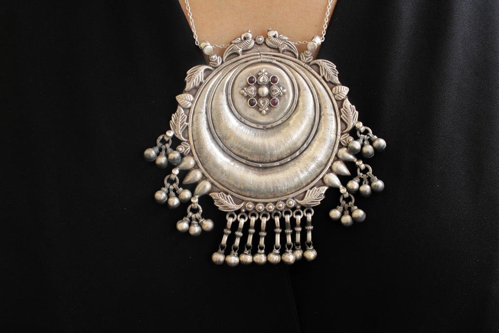 Anvaya Jaipuri Art Pendant