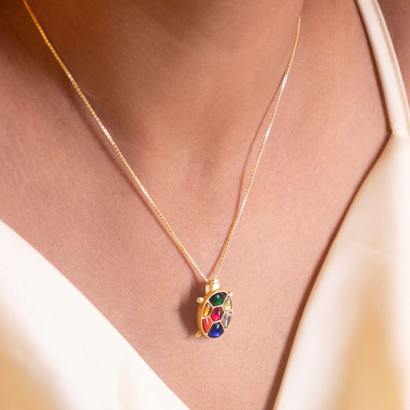 Anvaya Shaahi Tortoise Jadau Necklace Set