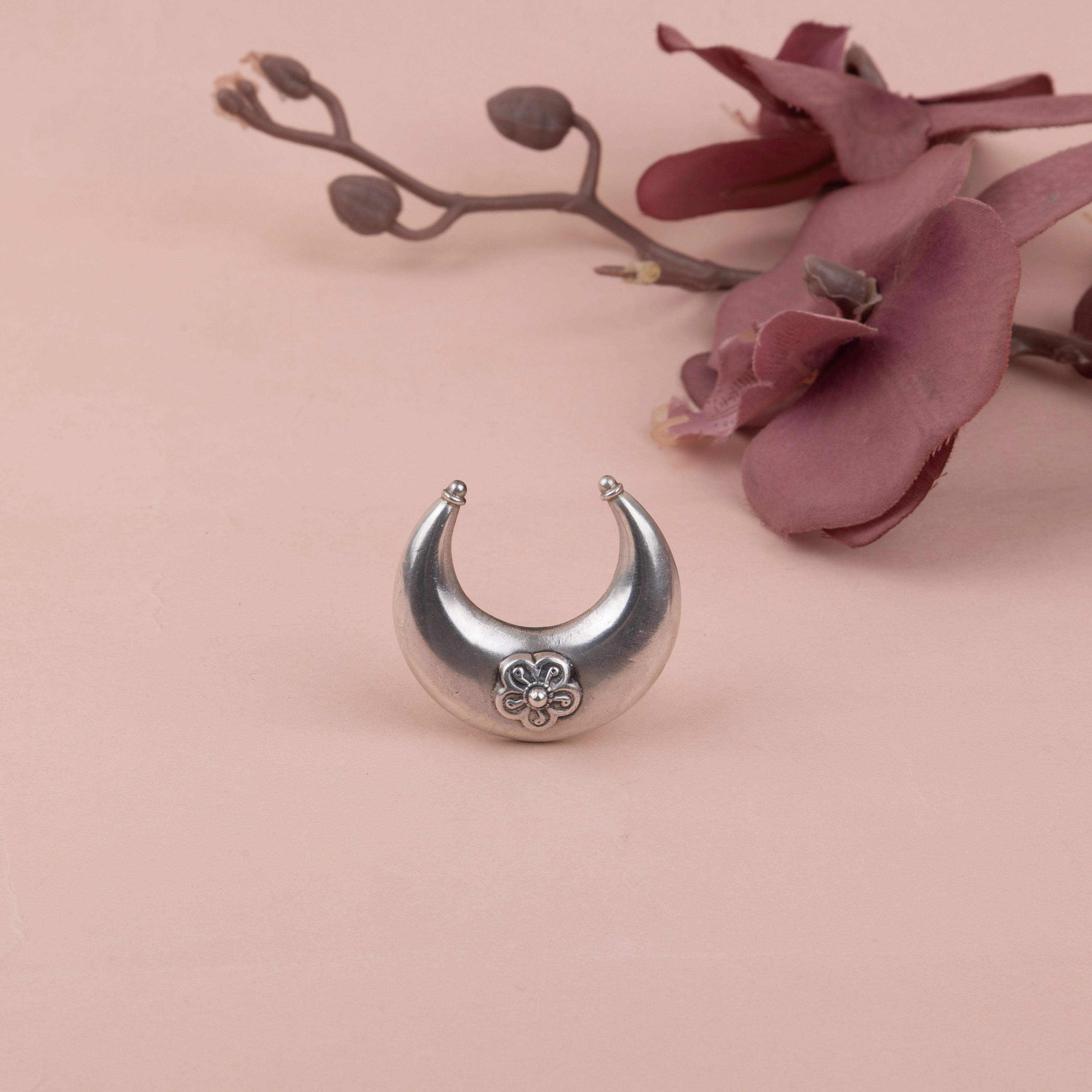 Anvaya Crescent Moon Flower Motif Matte Ring
