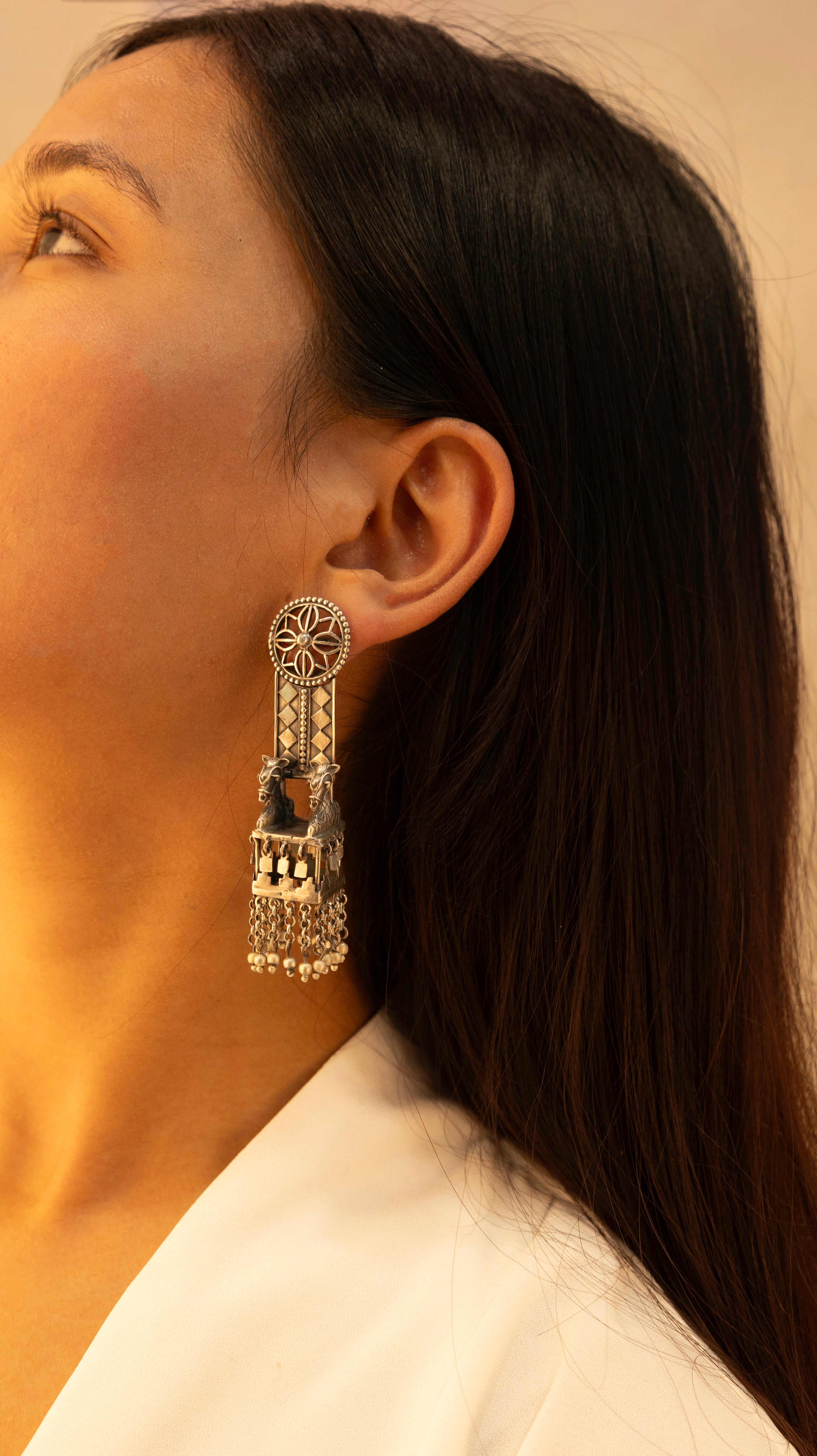 Anvaya Horse Rath Statement Jhumka