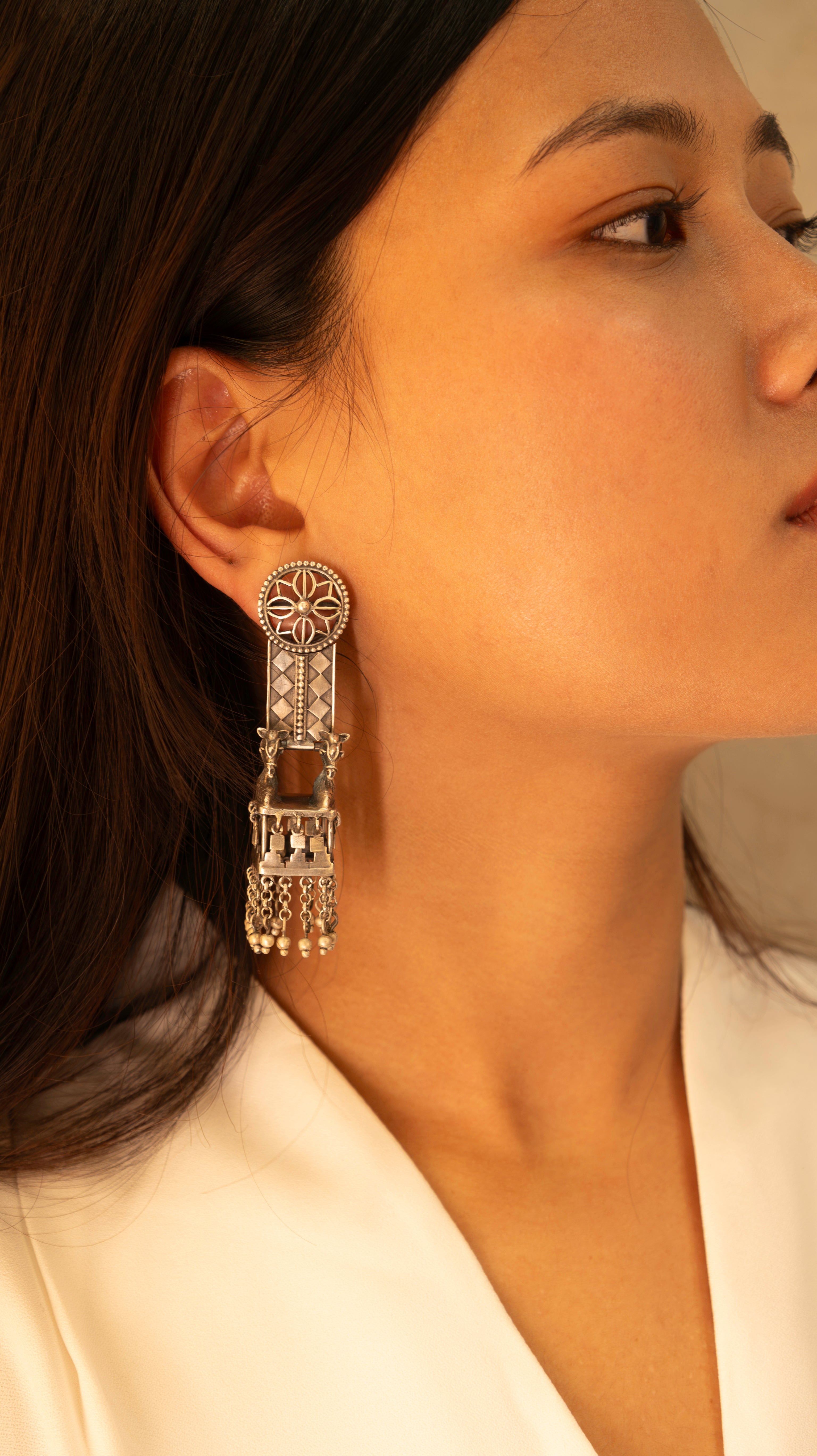 Anvaya Horse Rath Statement Jhumka