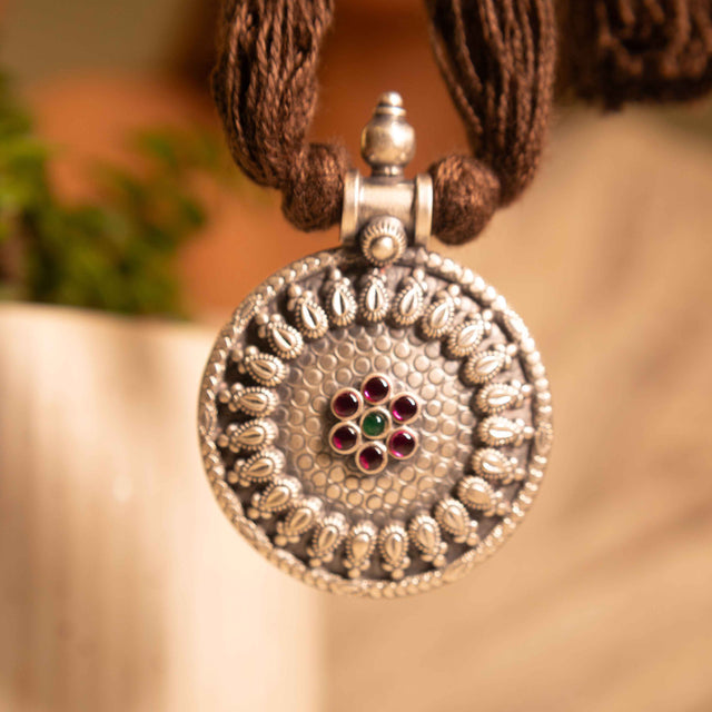 Anvaya Rajasi Dori Necklace