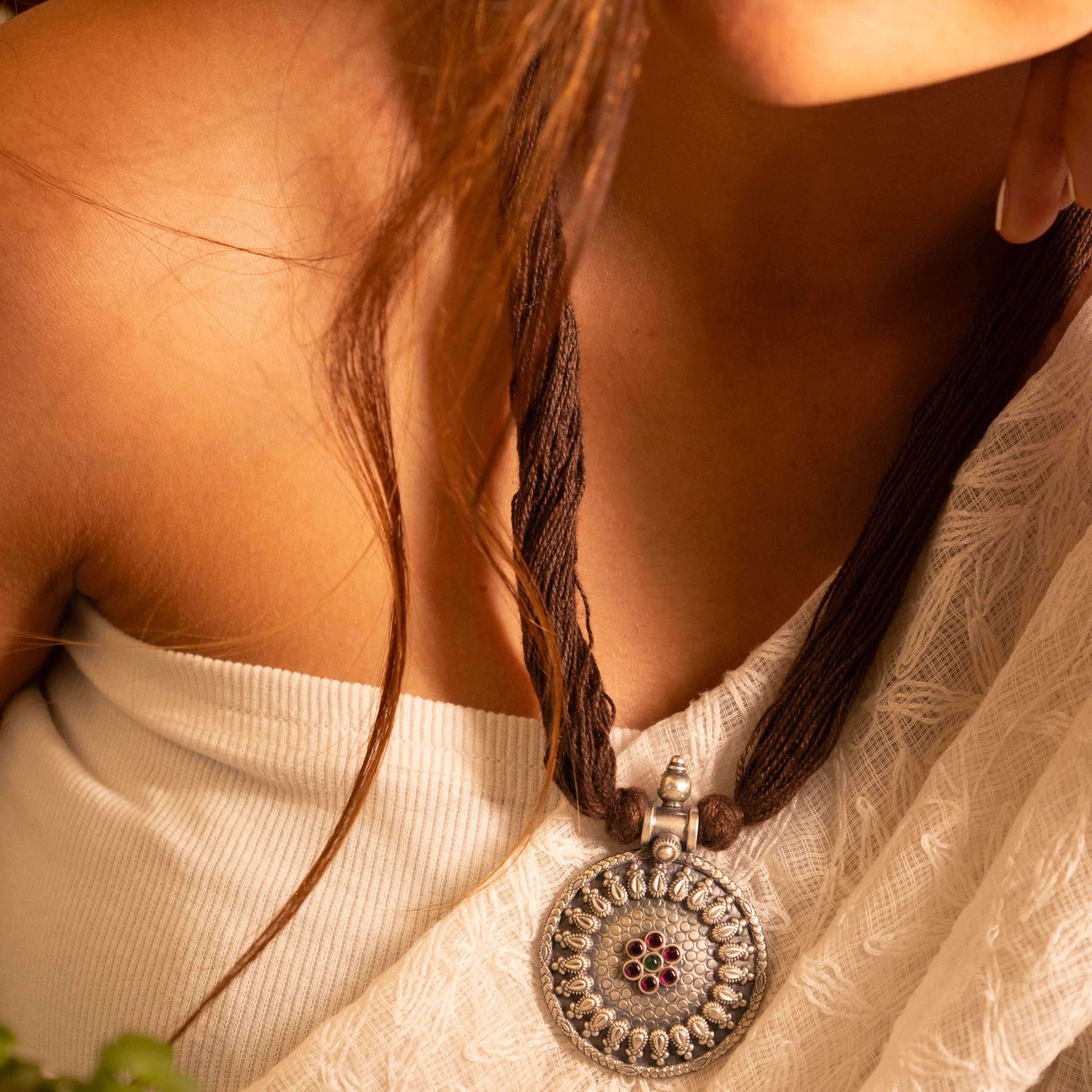 Anvaya Rajasi Dori Necklace