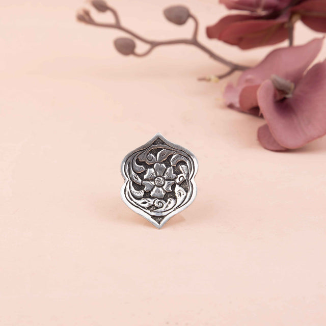 Anvaya flora vintage inspired chitai ring