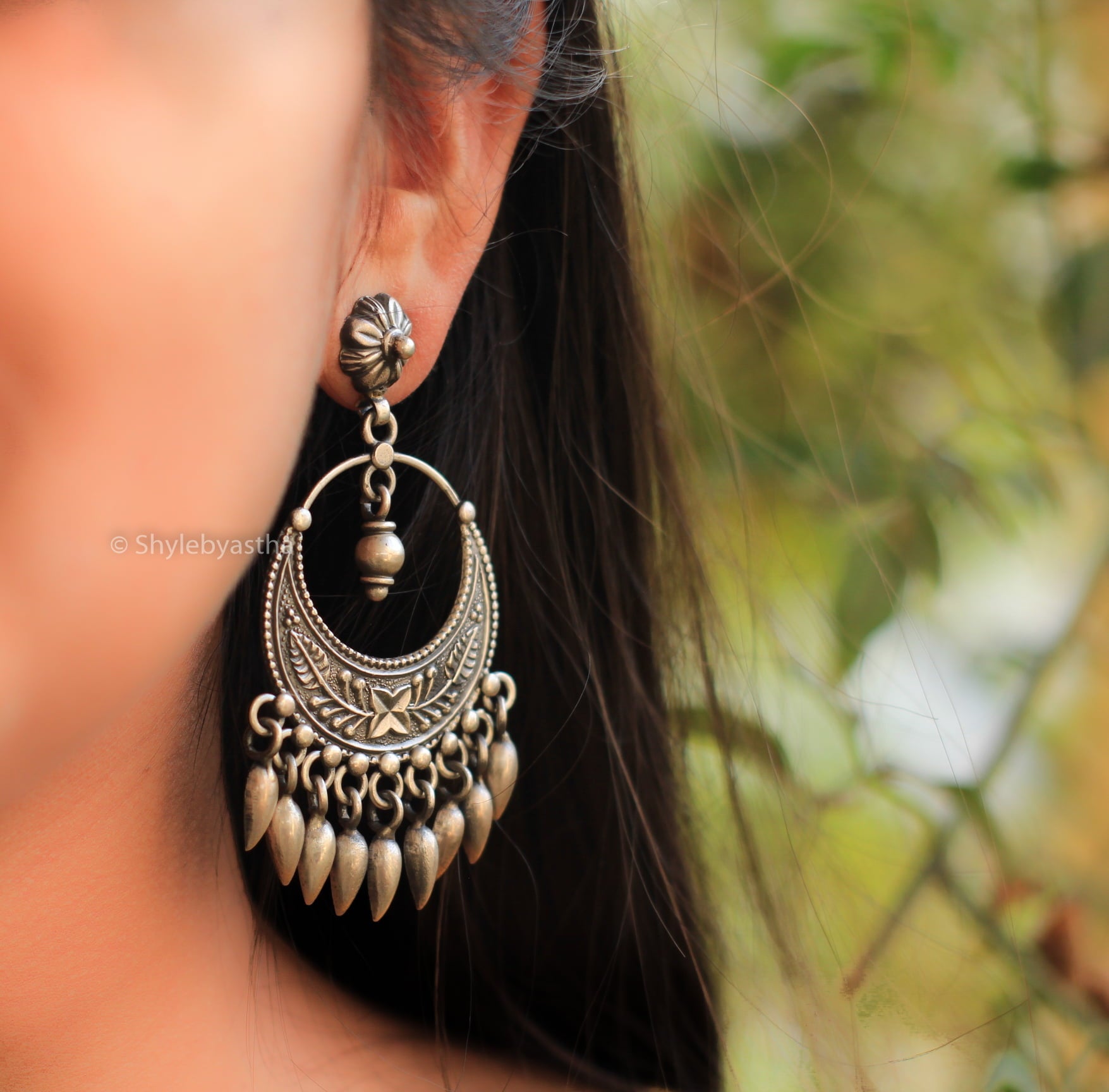 Dulari Intricate Timeless Chandbalis