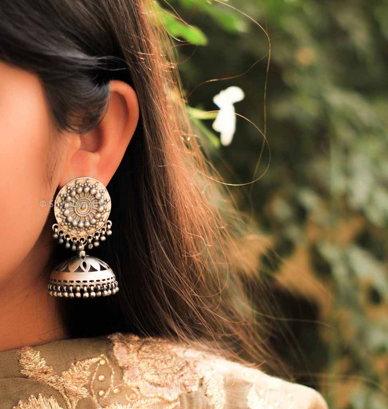 Jhumri Ghughri Carved Jhumka