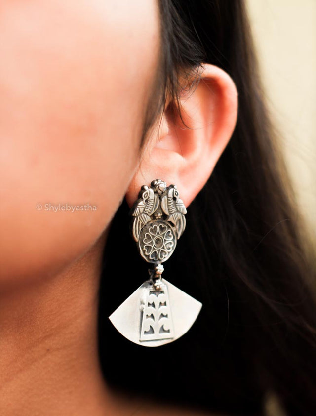 Moh Dual Parrot Quirky Studs