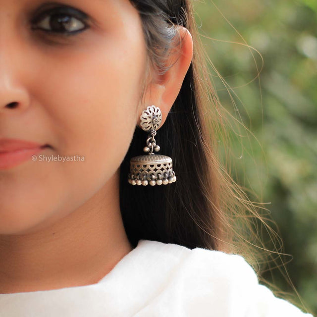 Mizoya Carved Umbrella Jhumka
