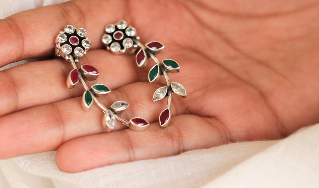 Essence Petal Studs