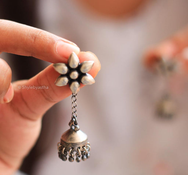 Jhumri Quirky Jhumkis