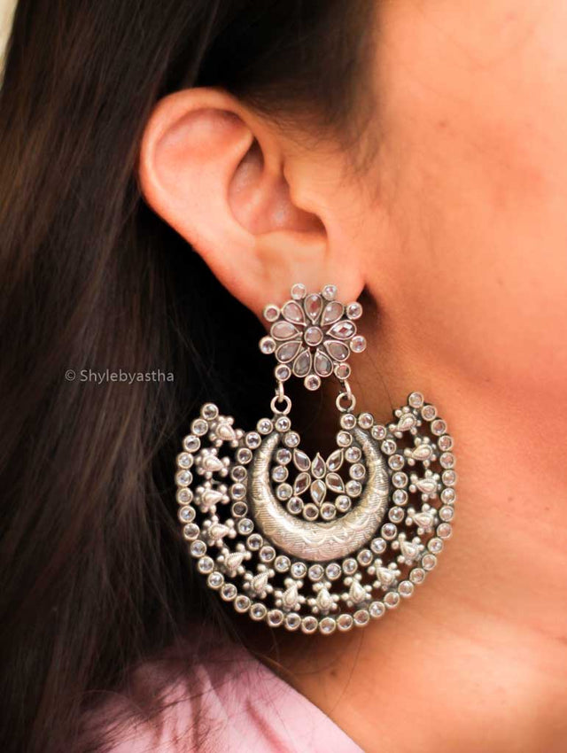 Essence Swarovski Chandbali