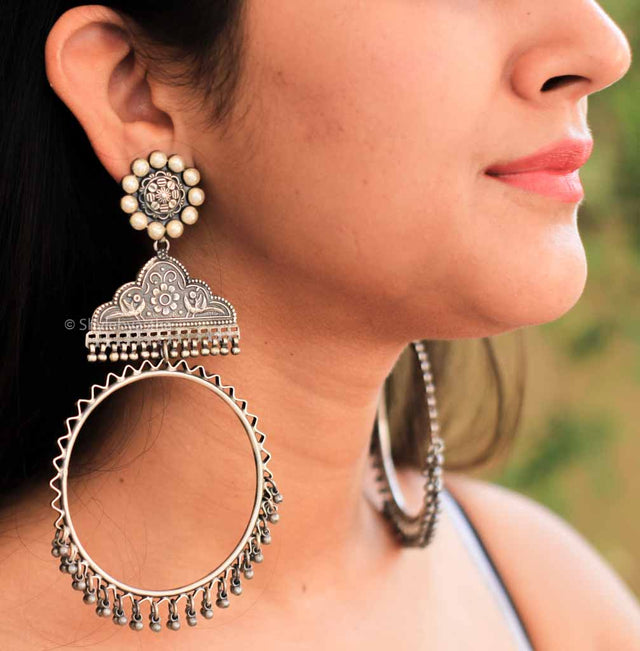 Maahi Classic Layered Chandbali