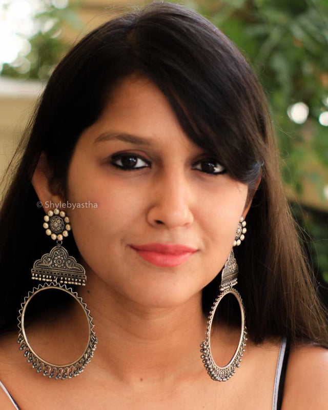 Maahi Classic Layered Chandbali