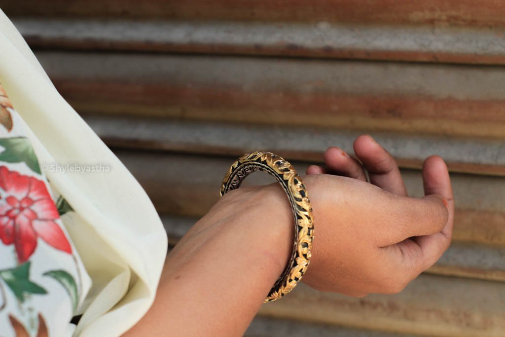 Tattva Chitai Dual Tone Kada