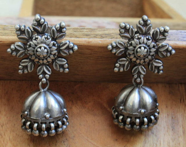 Dulari Quirky Jhumkis