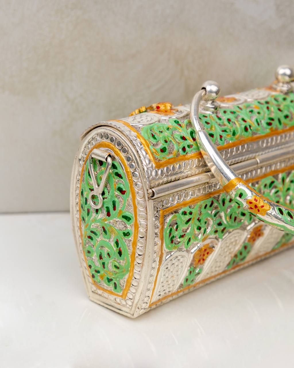 Dulari Shaahi Baarat Meenakari Chitai Statement Purse